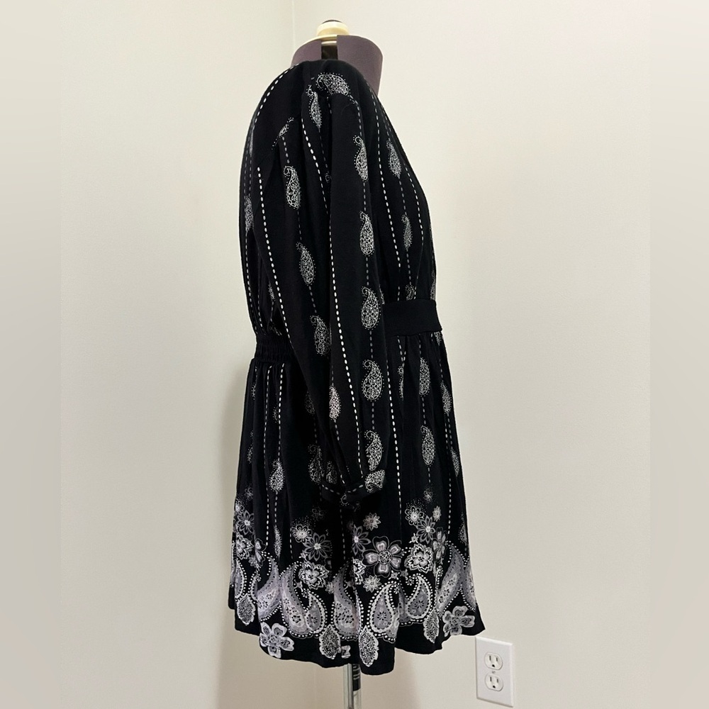A Pea in the Pod Paisley Print Maternity Top Size L - Picture 4 of 6